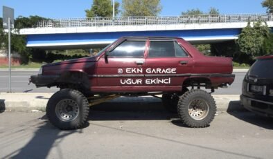 1995 model otomobilini off-road aracına çevirdi