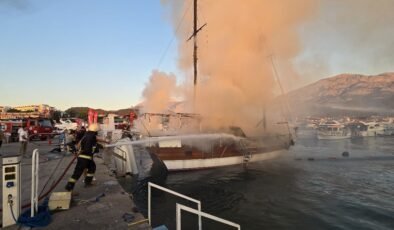 Antalya’da marinada yangın çıktı