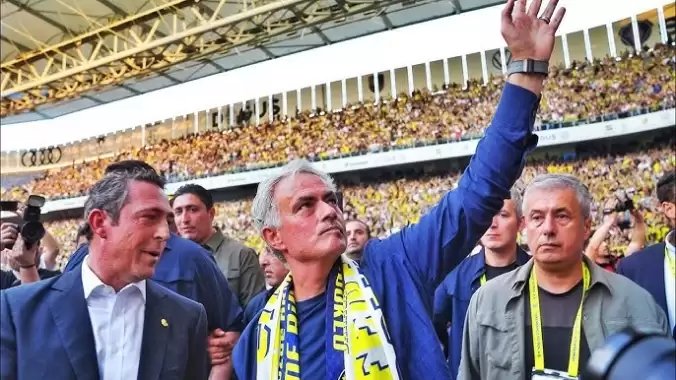 Fenerbahçe’nin transfer listesindeki 3 orta saha belli oldu!