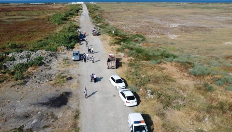 Hatay’da 302 kuş türüne ev sahipliği yapan sulak alanda temizlik seferberliği