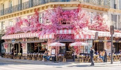 Meşalenin ışığında Paris’te romantizm