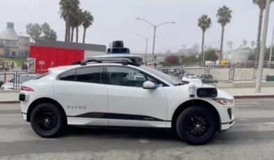 Sürücüsüz taksi hizmeti Waymo, ayda 400 bin kişiye hizmet veriyor