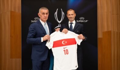 TFF Başkanı Hacıosmanoğlu, UEFA Başkanı Ceferin ile bir araya geldi