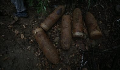 Çanakkale’de savaştan kalma 109 yıllık patlamamış  18 top mermisi bulundu