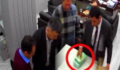 CHP’deki ‘para sayma’ skandalında yargılama başladı