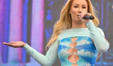 Iggy Azalea to Release Online Casino Motherland in Boost for MOTHER Token