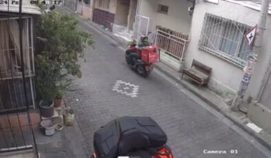 İzmir’de 3 saat arayla 2 kıza tacizde bulunan motokurye yakalandı