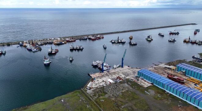 Karadeniz’de fırtına; balıkçı tekneleri limana sığındı