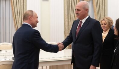 Rusya Devlet Başkanı Putin TBMM Başkanı Numan Kurtulmuş ile görüştü