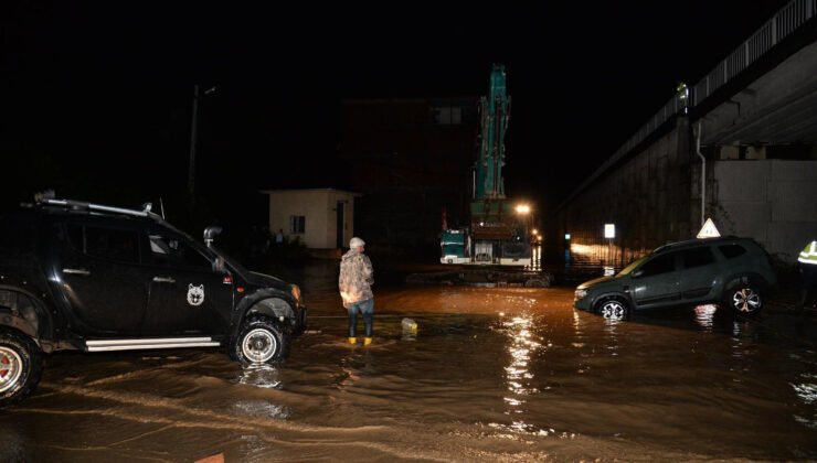 Sağanak ve fırtına yurdu esir oldu! Trabzon’da hastane tahliye edildi, 1 kişi kayıp