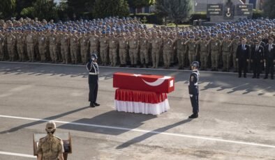 Tunceli’de trafik kazasında şehit olan askerler için tören düzenlendi