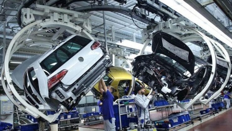 Volkswagen’den ilk kez Almanya’da fabrika kapatabileceği uyarısı