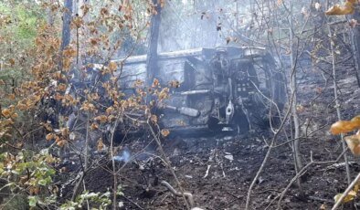 Bolu’da Uçuruma Yuvarlanan Otomobil Alev Aldı, İki Kişi Hayatını Kaybetti