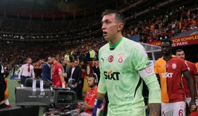 Galatasaray’da Muslera dönemi sona eriyor: Yönetimden sürpriz görev teklifi