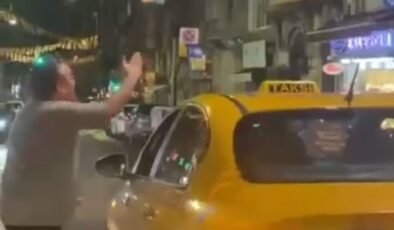 İstanbul- Şişli’de taksici ile bayan yolcu ortasında fiyat tartışması kamerada