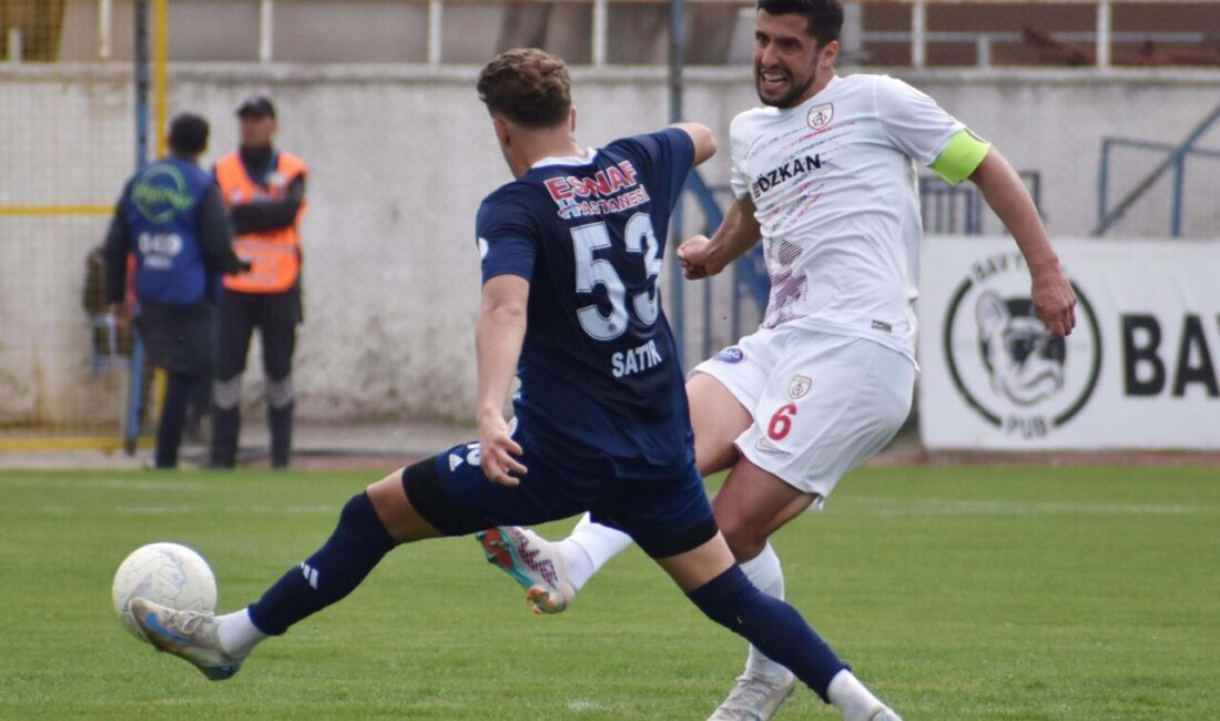 İZMİR, – 2’nci Lig Beyaz Grup’ta son 2 maçından 1