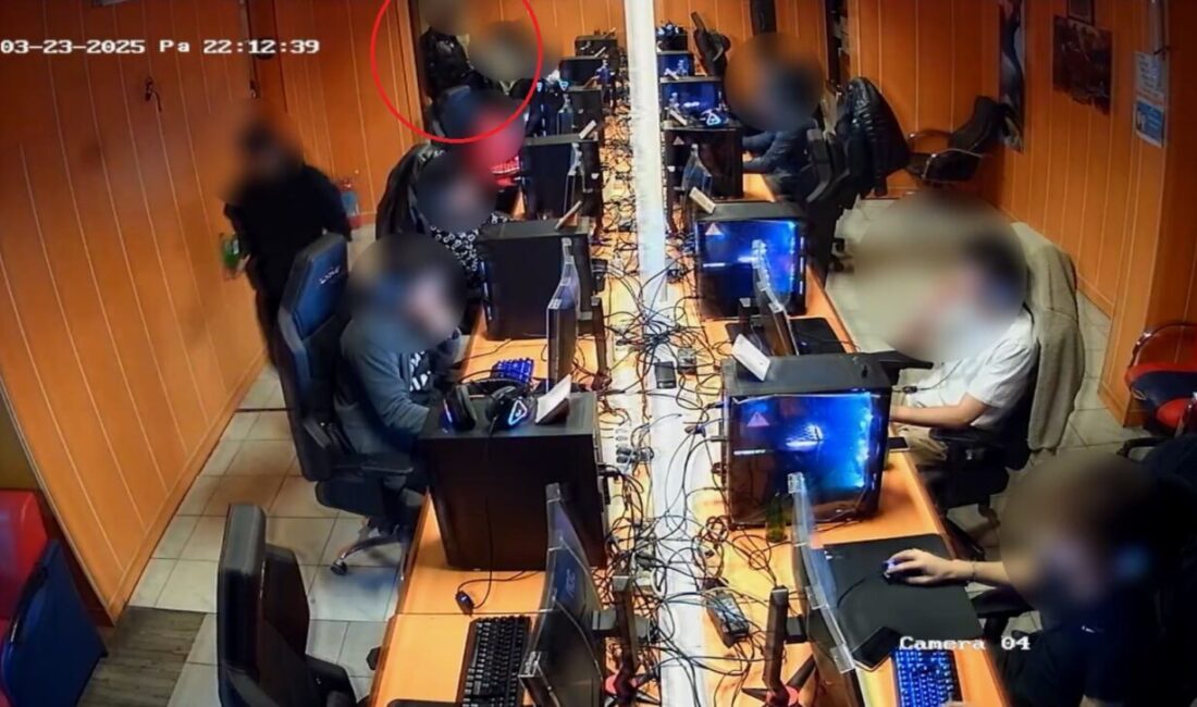 Emre ÖNCEL/SAMSUN, – SAMSUN’un İlkadım ilçesinde internet kafede arkadaşının asılı