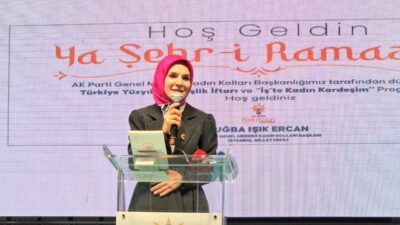 İFTARA KATILDI Aile ve Sosyal Hizmetler Bakanı Mahinur Özdemir Göktaş,