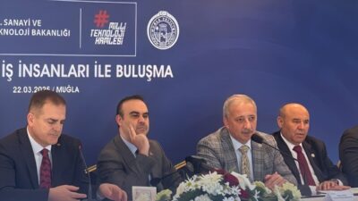 BAKAN KACIR, İŞ İNSANLARIYLA BULUŞTU Sanayi ve Teknoloji Bakanı Mehmet
