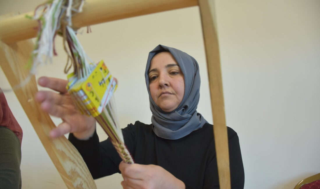 Hüsnü Ümit AVCI-Uğur YİĞİT/SİVAS, -SİVAS’ta çeşitli meslek gruplarından kadınlar, yaşadıkları