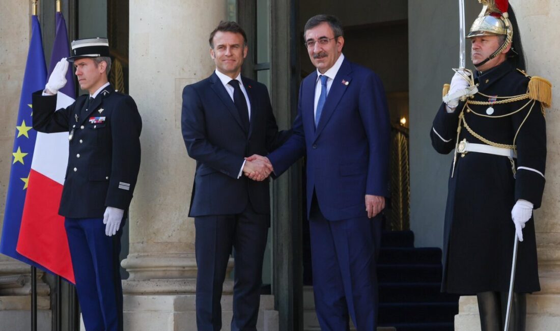 ANKARA, – CUMHURBAŞKANI Yardımcısı Cevdet Yılmaz, Fransa’nın Başkenti Paris’te ‘Ukrayna’