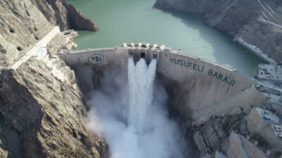 Nusret DURUR/ARTVİN, – TÜRKİYE’nin en hızlı akan Çoruh Nehri üzerinde