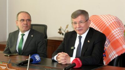 İrem GÜNEYBAZ/ANTALYA, – GELECEK Partisi Genel Başkanı Ahmet Davutoğlu, “Türkiye’de