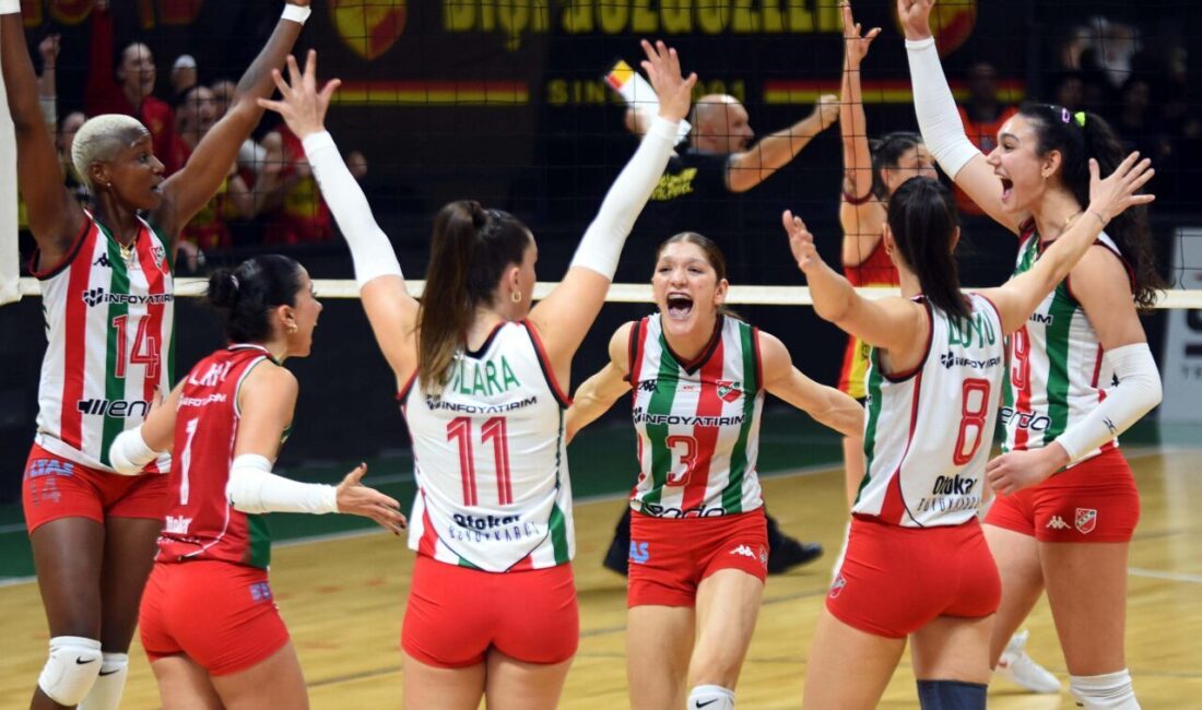 İZMİR, KADINLAR Voleybol 1’inci Ligi’nde isimlerini final etabına yazdıran İzmir’in