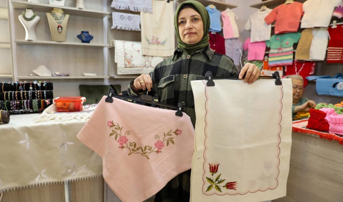 Emrah GEMİCİOĞLU/ORDU, -ORDU’da felç olduğu için sağ kolunu kullanmayan Günay