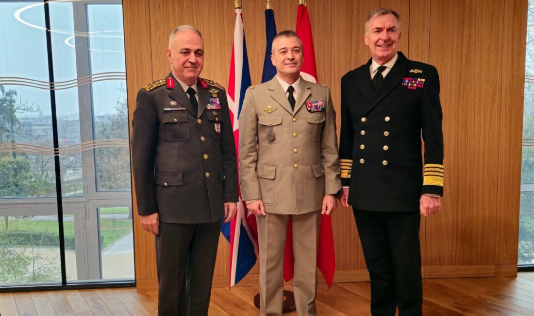 FRANSA, – GENELKURMAY Başkanı Orgeneral Metin Gürak, Paris Savunma ve