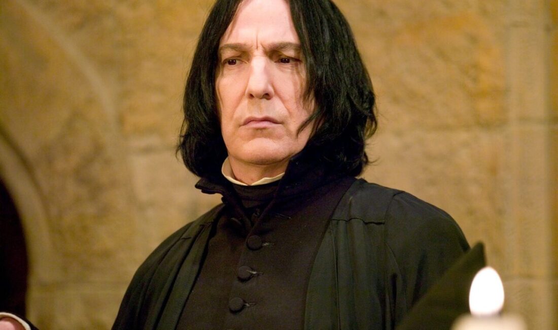 BİRLEŞİK KRALLIK, – İNGİLİZ yazar J. K. Rowling imzalı fantastik