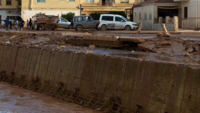 İSPANYA, – İSPANYA’nın doğusundaki Valensiya bölgesi ve güneybatısındaki Kanarya Adaları’nda
