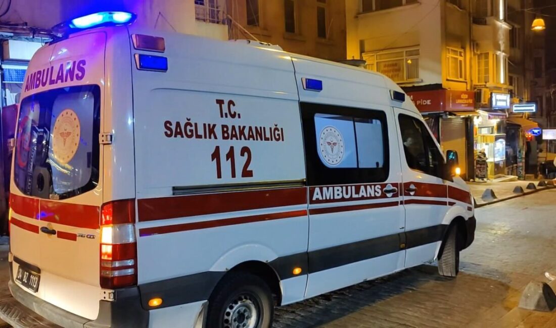 Emre KURT/İSTANBUL, -BEYOĞLU’nda müşteri olarak gittiği restoranda asansörün kapısını açan