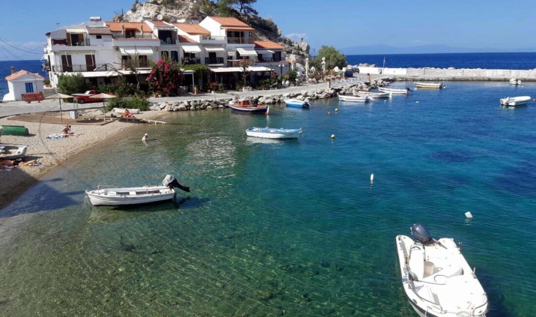 Seza Nur ALPDÜNDAR/İZMİR, – TÜRK vatandaşları için Yunan adalarına kapıda