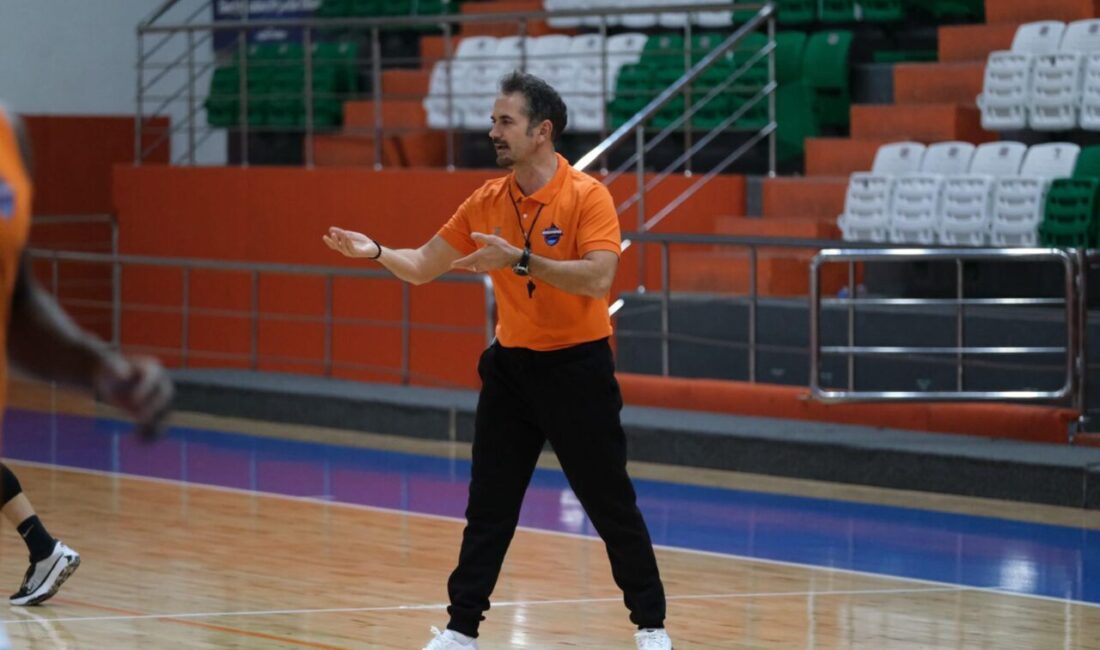 İZMİR, – BASKETBOL Süper Ligi’nde son 11 maçını kaybederek yıllar