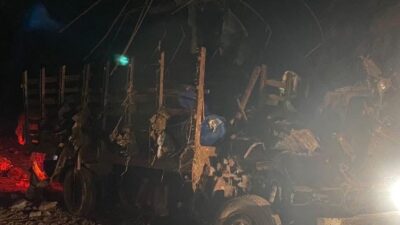 KOLOMBİYA, – KOLOMBİYA’nın güneybatısında düzenlenen bombalı saldırıda 5 asker hayatını