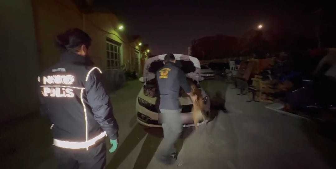 MALATYA, – MALATYA’da, polisin uyuşturucu satıcılarına yönelik düzenlediği operasyonda gözaltına