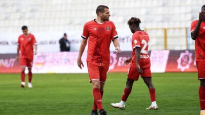 MANİSA, – 1’İNCİ Lig’de milli aradan önce evinde Pendikspor’u 2-0
