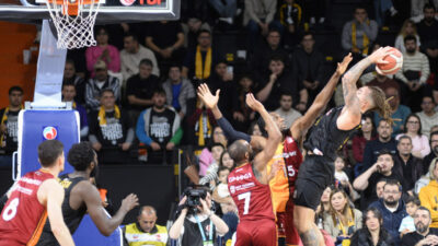 Mustafa ERCAN-Soner AYDIN / MERSİN, – SALON: Servet Tazegül HAKEMLER: