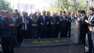 Salih HÜDAVERDİ/ANKARA, – MHP Genel Başkan Yardımcıları Semih Yalçın, İsmail