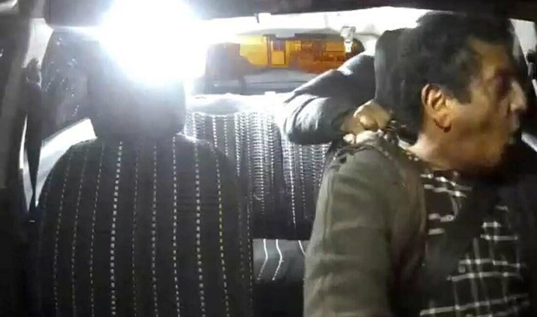 Kadir ÖZEN/İZMİR, – İZMİR’in Konak ilçesinde kimliği belirsiz kişi, müşteri