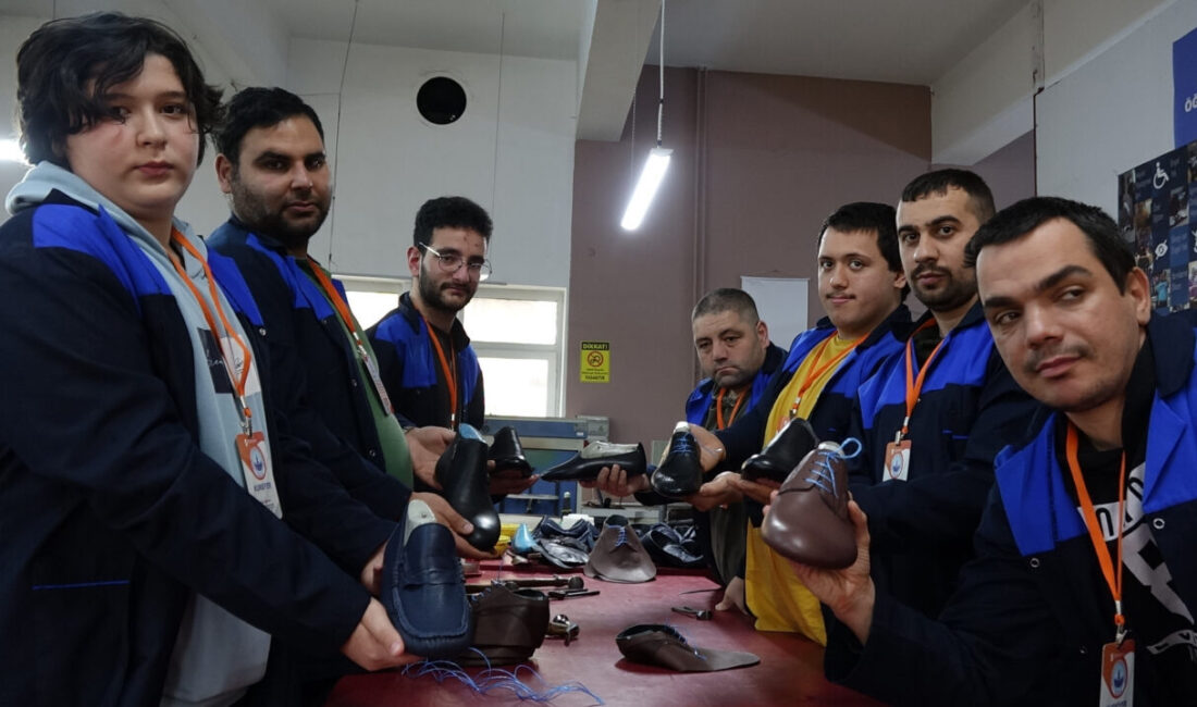 Selçuk BAŞAR-Efnan DEMİREREN/TRABZON, – TRABZON’da Halk Eğitim Merkezi ve Akşam