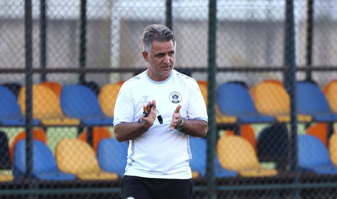 İZMİR, – TFF 2’nci Lig Kırmızı Grup’ta orta sıralarda yer