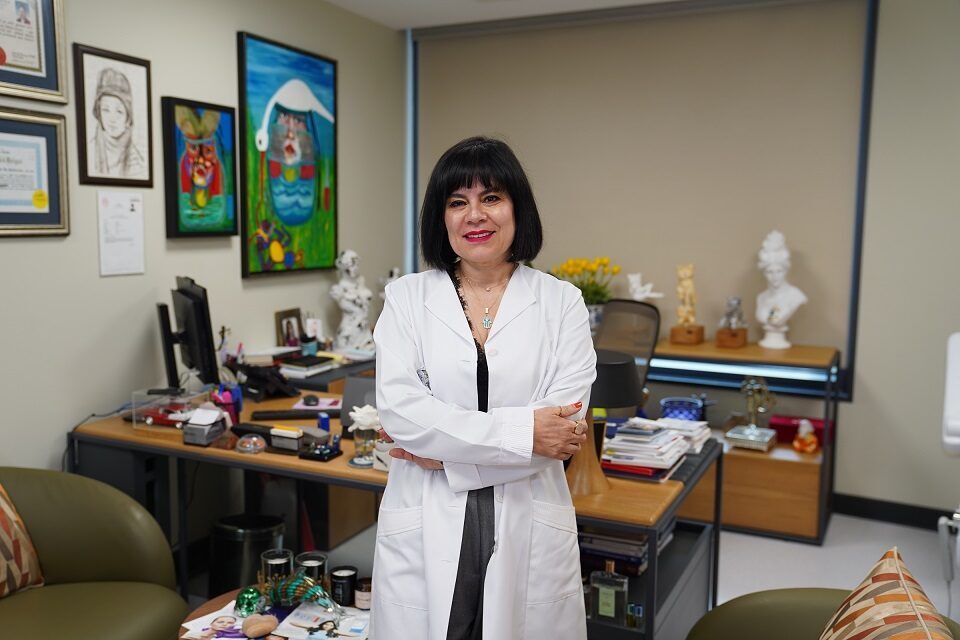 İSTANBUL, – CİLTTE ağrı ve sıvı dolu kabarcıklara dönüşerek kırmızı