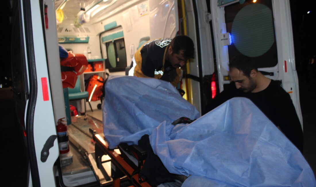 Erkan ALTUNTAŞ/ AKSARAY, – AKSARAY’da Muhammed Ç. (18), tartıştığı Mert