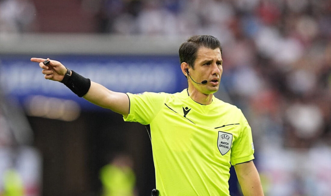 İSTANBUL, – FIFA kokartlı Türk hakem Halil Umut Meler, 23