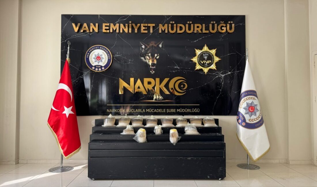 Behçet DALMAZ/ GEVAŞ, (Van), – VAN’ın Gevaş ilçesinde, polis ekiplerince