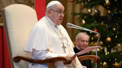 İTALYA, – KATOLİKLERİN ruhani lideri ve Vatikan Devlet Başkanı Papa