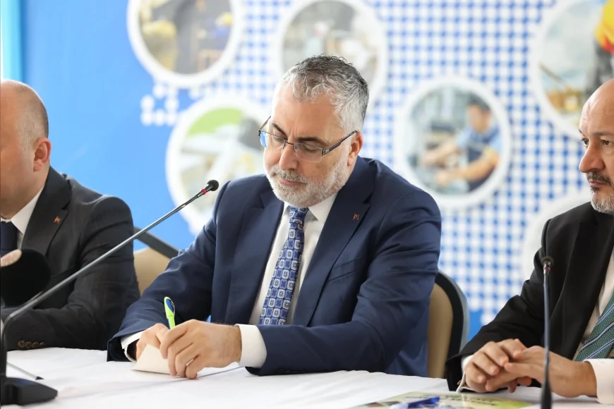 Yaklaşık 4 milyon memur ve 2 milyon emekli memurun maaş