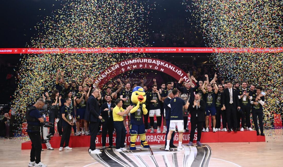 Fenerbahçe Beko, Beşiktaş GAİN’i 85-83 mağlup ederek 38. Erkekler Cumhurbaşkanlığı